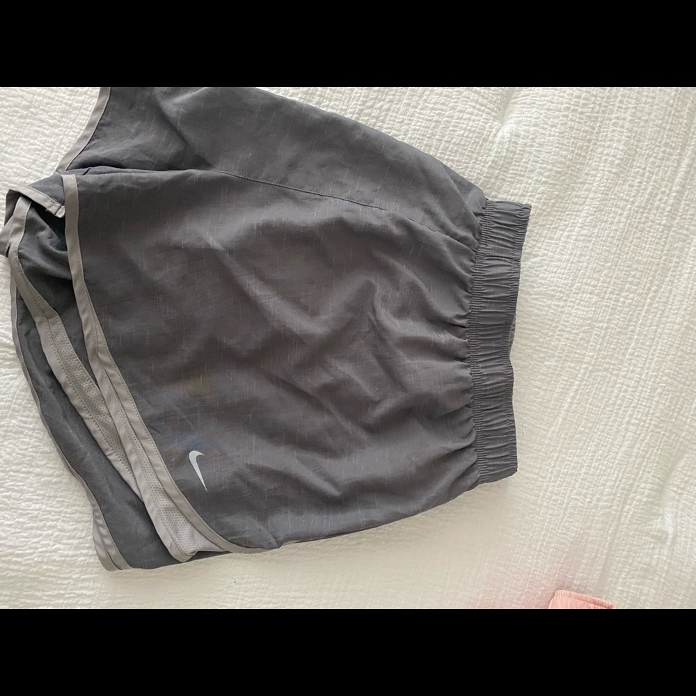 PLUS SIZE NIKE TEMPO SHORTS